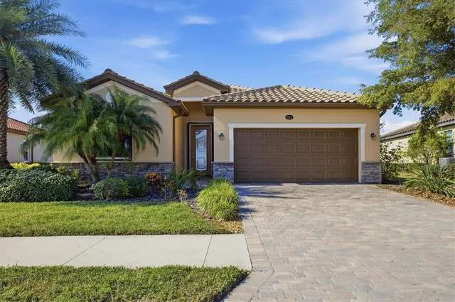$539,500 | 20211 Granlago Drive, Venice, FL 34293