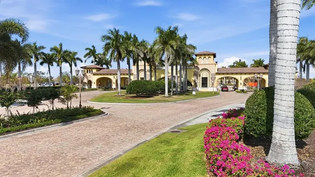 $539,500 | 20211 Granlago Drive, Venice, FL 34293