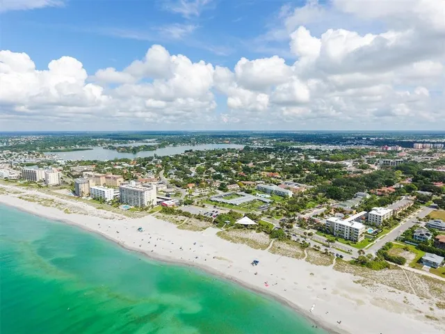 $539,500 | 20211 Granlago Drive, Venice, FL 34293