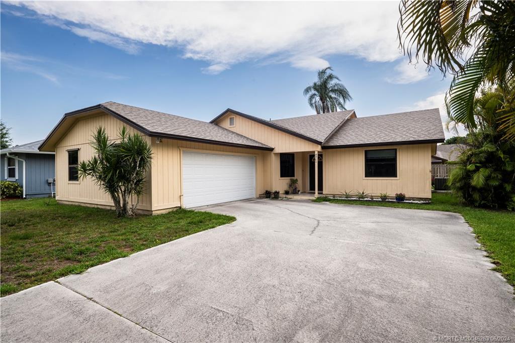 4260 Southeast Boxleaf Place Stuart, FL 34997 - Photo 1 of 31 4260 SE BOXLEAF PL STUART FL 34997