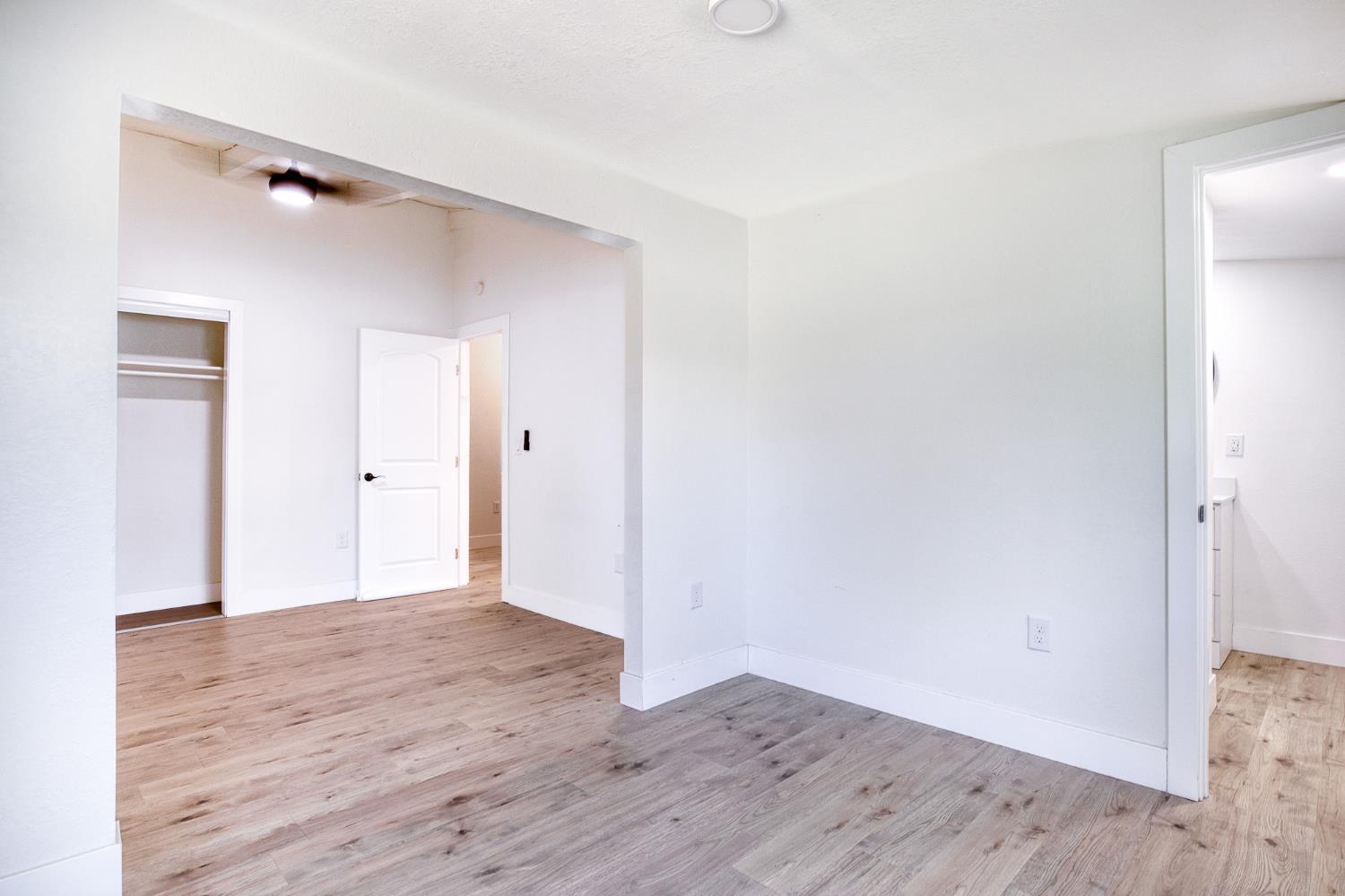 2323 Del Rio Drive Stockton, CA 95204 - Photo 15 of 20