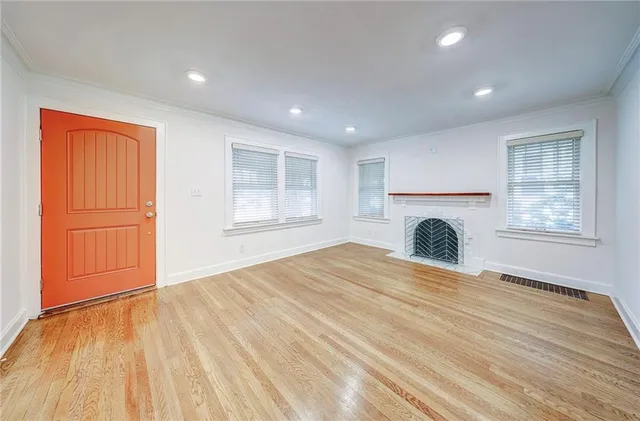 $415,000 | 421 East 69th Terrace, Kansas City, MO 64131