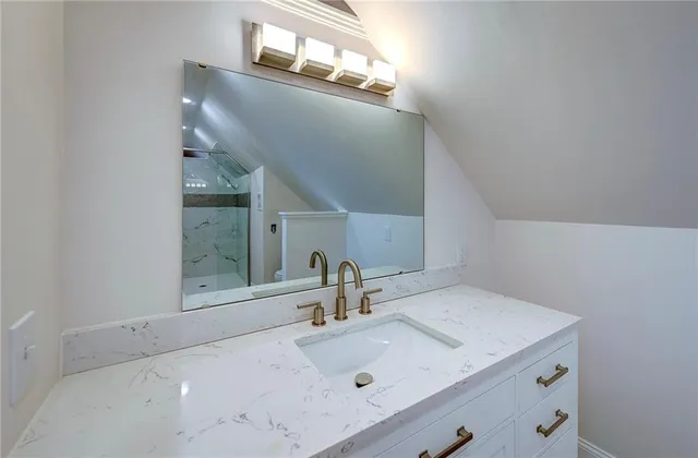 $415,000 | 421 East 69th Terrace, Kansas City, MO 64131