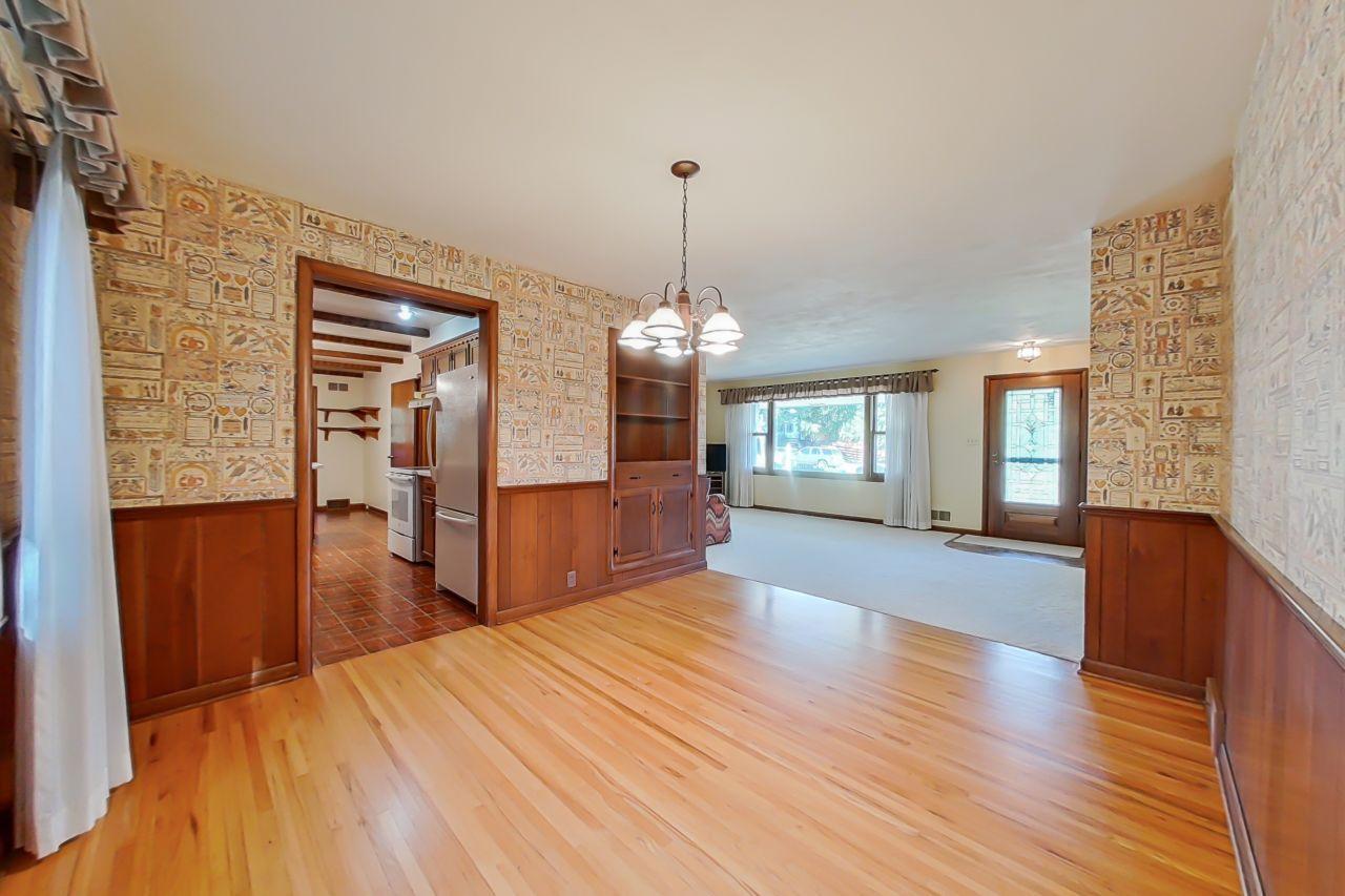 906 Forest Hills Drive Southwest Rochester, MN 55902 - Photo 11 of 47