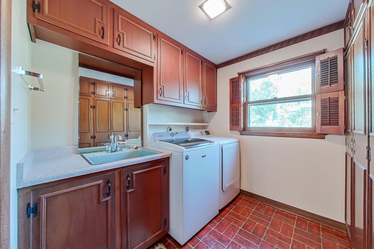 906 Forest Hills Drive Southwest Rochester, MN 55902 - Photo 23 of 47