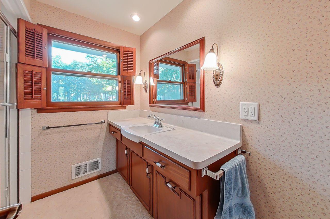 906 Forest Hills Drive Southwest Rochester, MN 55902 - Photo 28 of 47