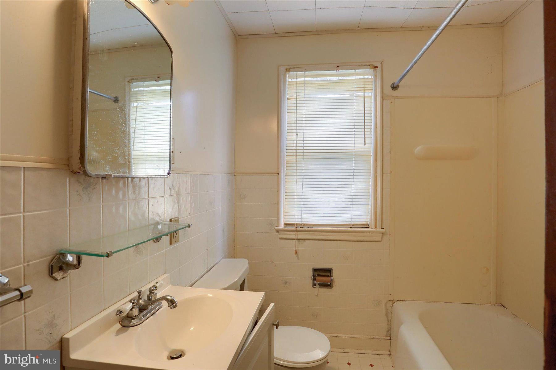 340 Hess Farm Road York, PA 17403 - Photo 17 of 40 Gallery Image 17