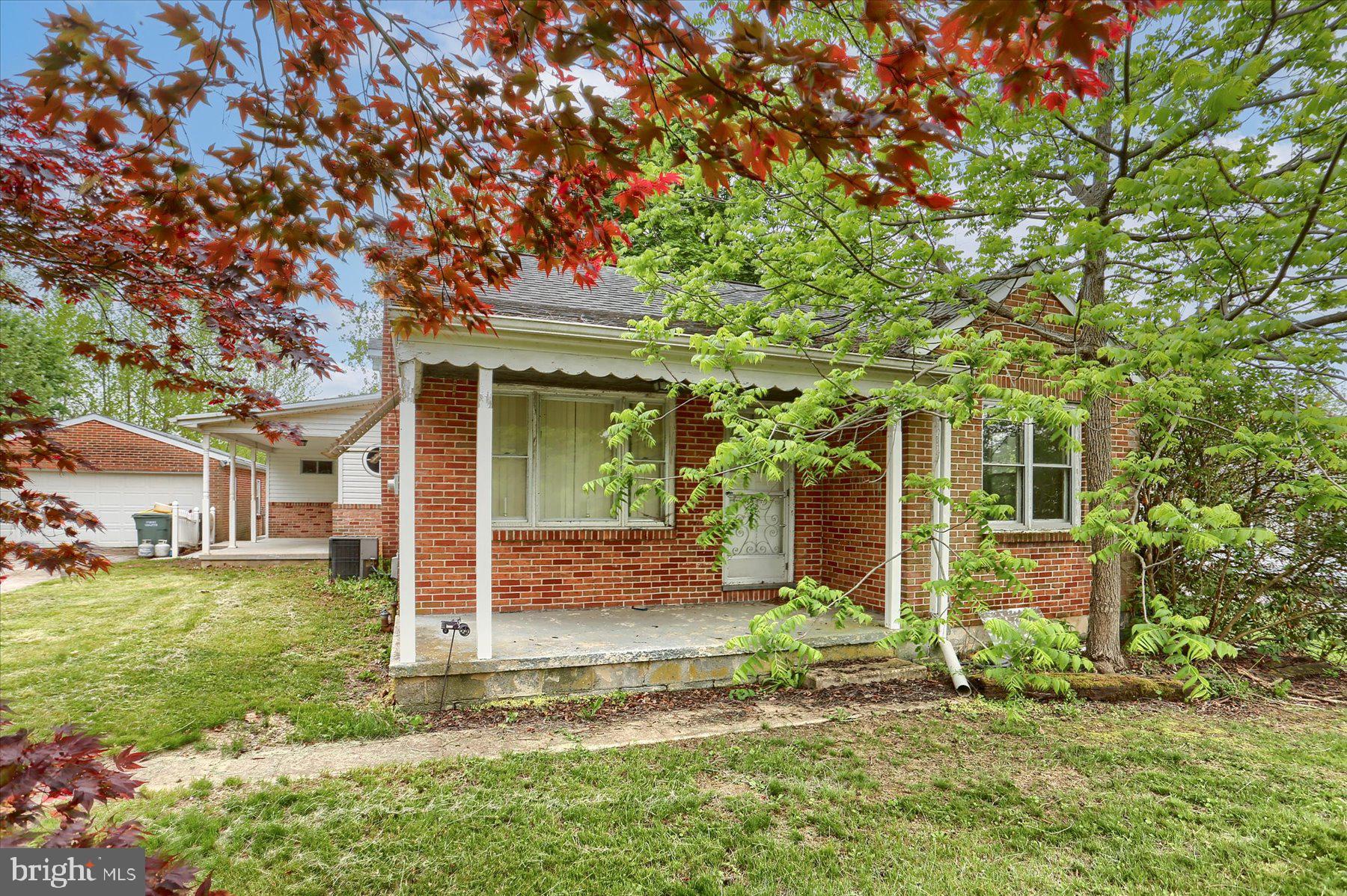 340 Hess Farm Road York, PA 17403 - Photo 4 of 40 Gallery Image 4