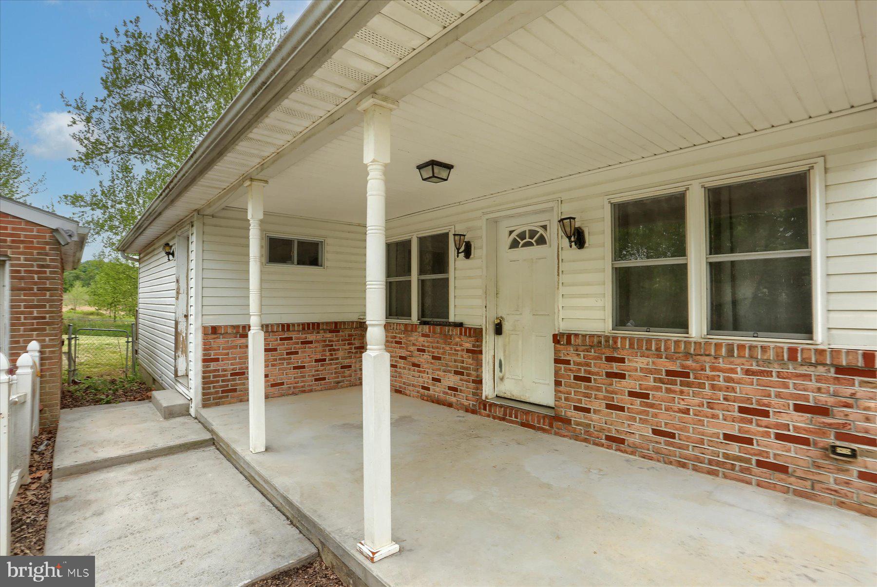 340 Hess Farm Road York, PA 17403 - Photo 6 of 40 Gallery Image 6