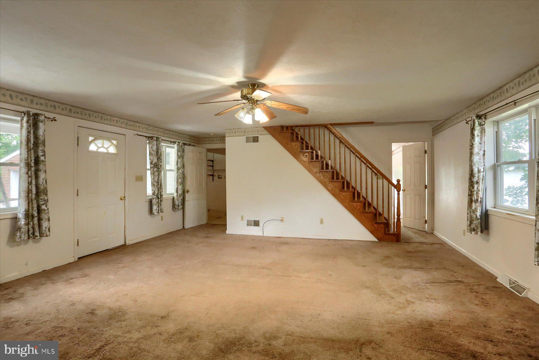 340 Hess Farm Road York, PA 17403 - Photo 7 of 40 Gallery Image 7