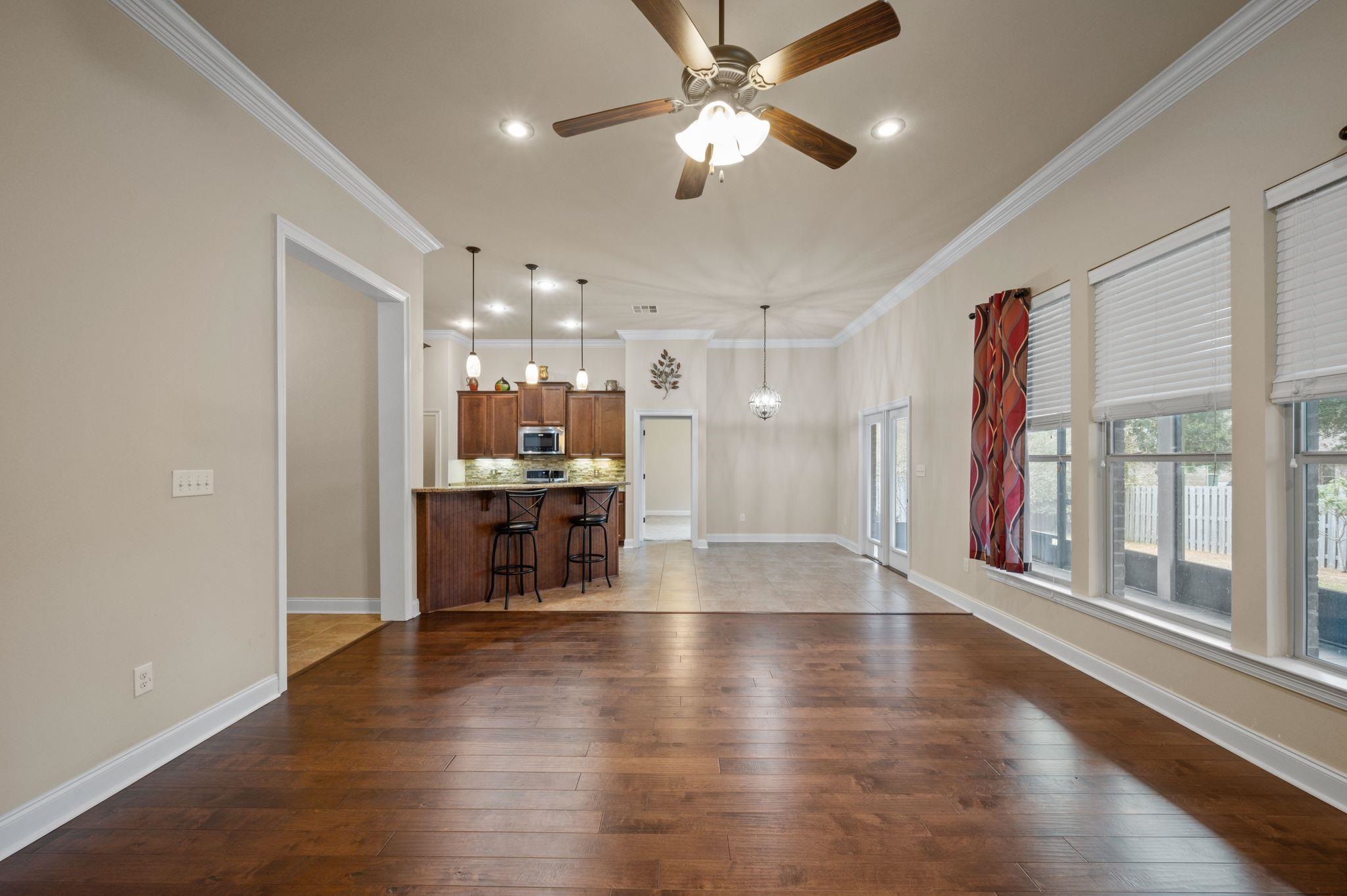 1085 Destin Avenue Foley, AL 36535 - Photo 6 of 35 Living Room