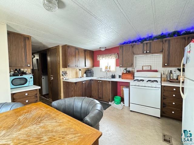 5165 Howard Gnesen Road Duluth, MN 55803 - Photo 3 of 20