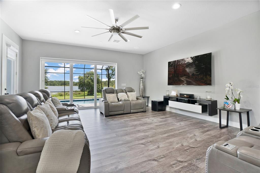 1317 Spring Lake Circle Ocoee, FL 34761 - Photo 14 of 61