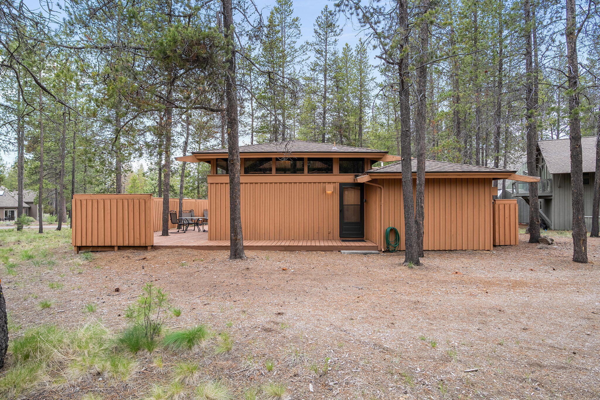 56973 Fawn Lane, Unit 7 Sunriver, OR 97707 - Photo 1 of 33 01