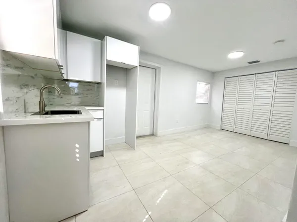 $1,500 | 10730 Southwest 149th Terrace, Miami, FL 33176