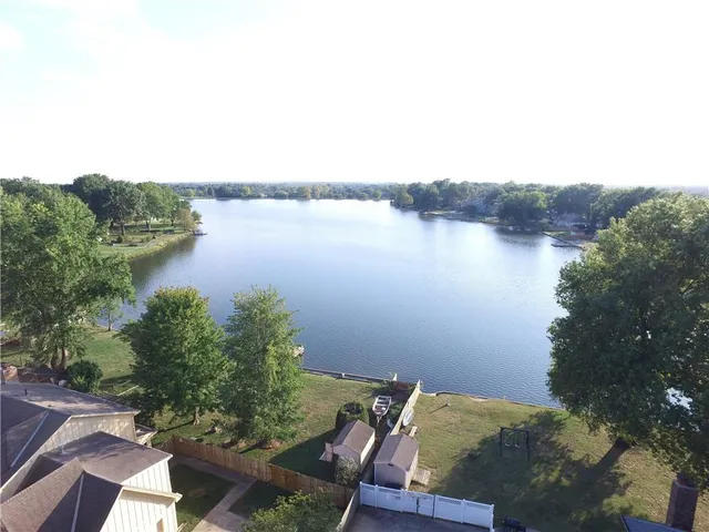 $415,000 | 1017 Johnston Drive, Raymore, MO 64083