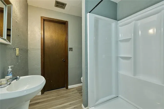 $415,000 | 1017 Johnston Drive, Raymore, MO 64083