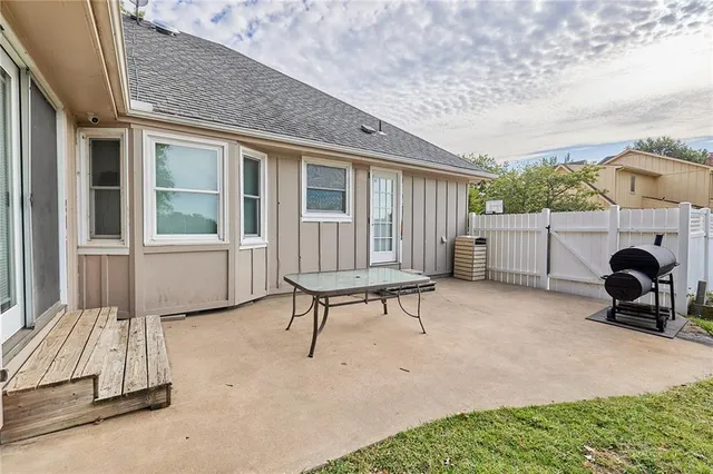 $415,000 | 1017 Johnston Drive, Raymore, MO 64083