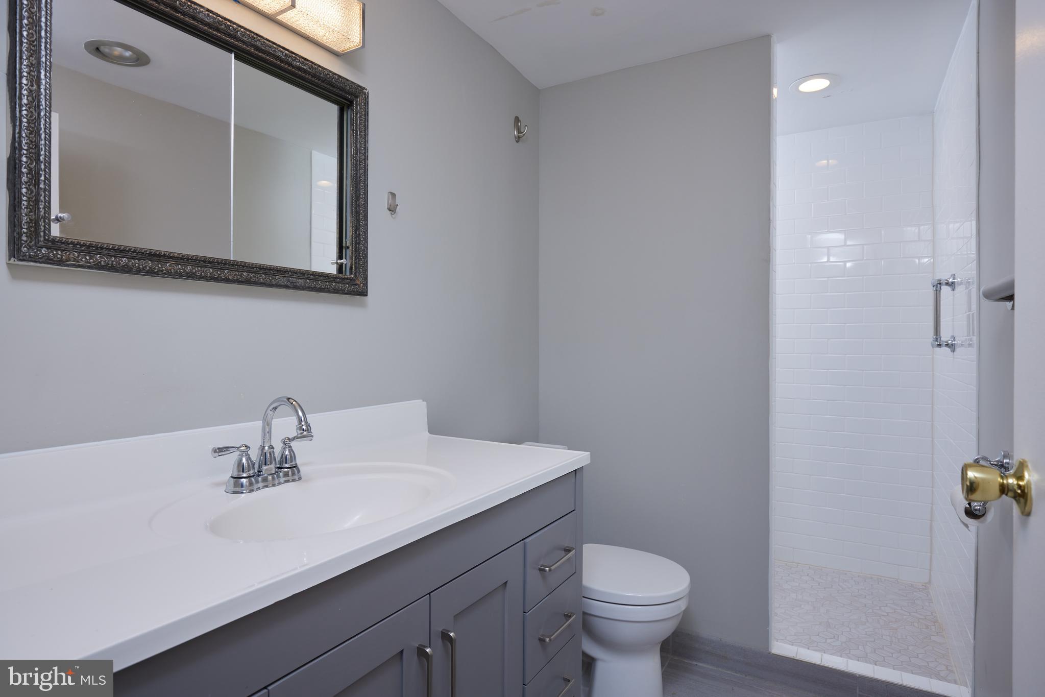 9701 Fields Road, Unit 800 Gaithersburg, MD 20878 - Photo 22 of 33