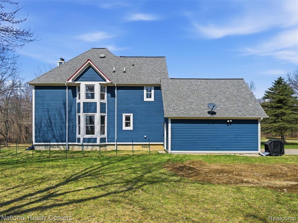 675 West Leonard Road Leonard, MI 48367 - Photo 8 of 45