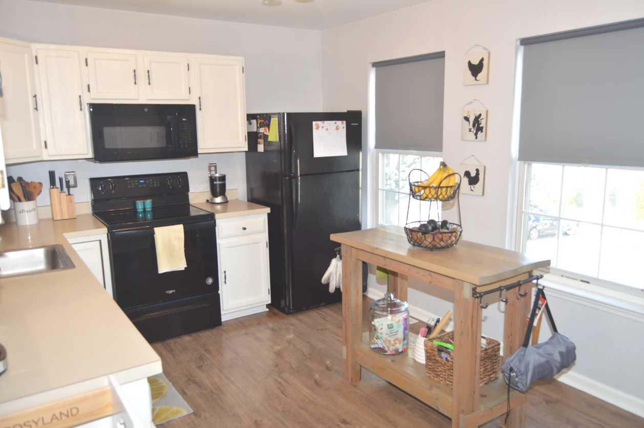 11-5 Cranberry Ridge Reading, PA 19606 - Photo 7 of 27 Kitchen