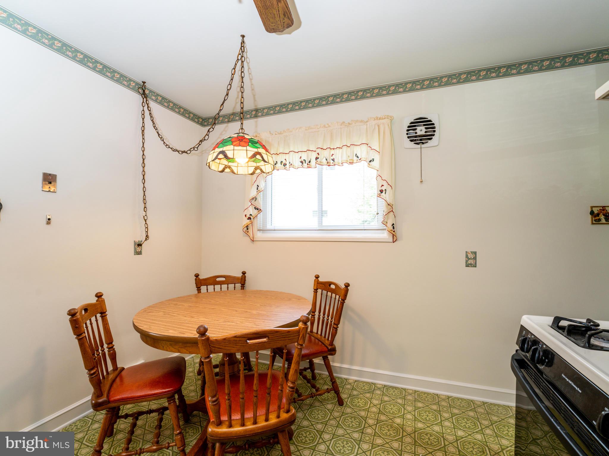 132 Brookhill Road Newtown Square, PA 19073 - Photo 11 of 40 Gallery Image 11