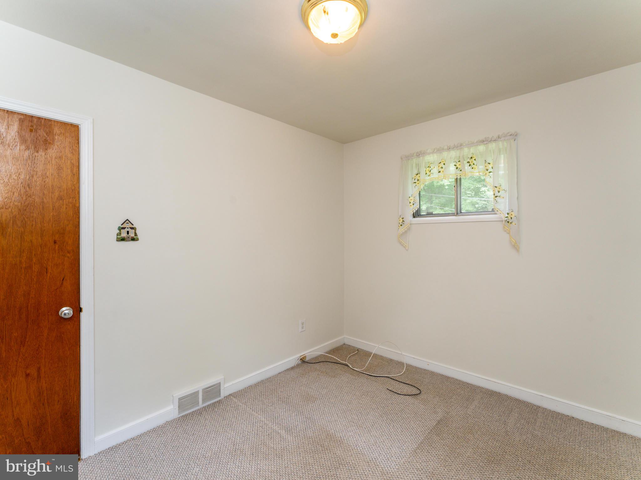 132 Brookhill Road Newtown Square, PA 19073 - Photo 16 of 40 Gallery Image 16