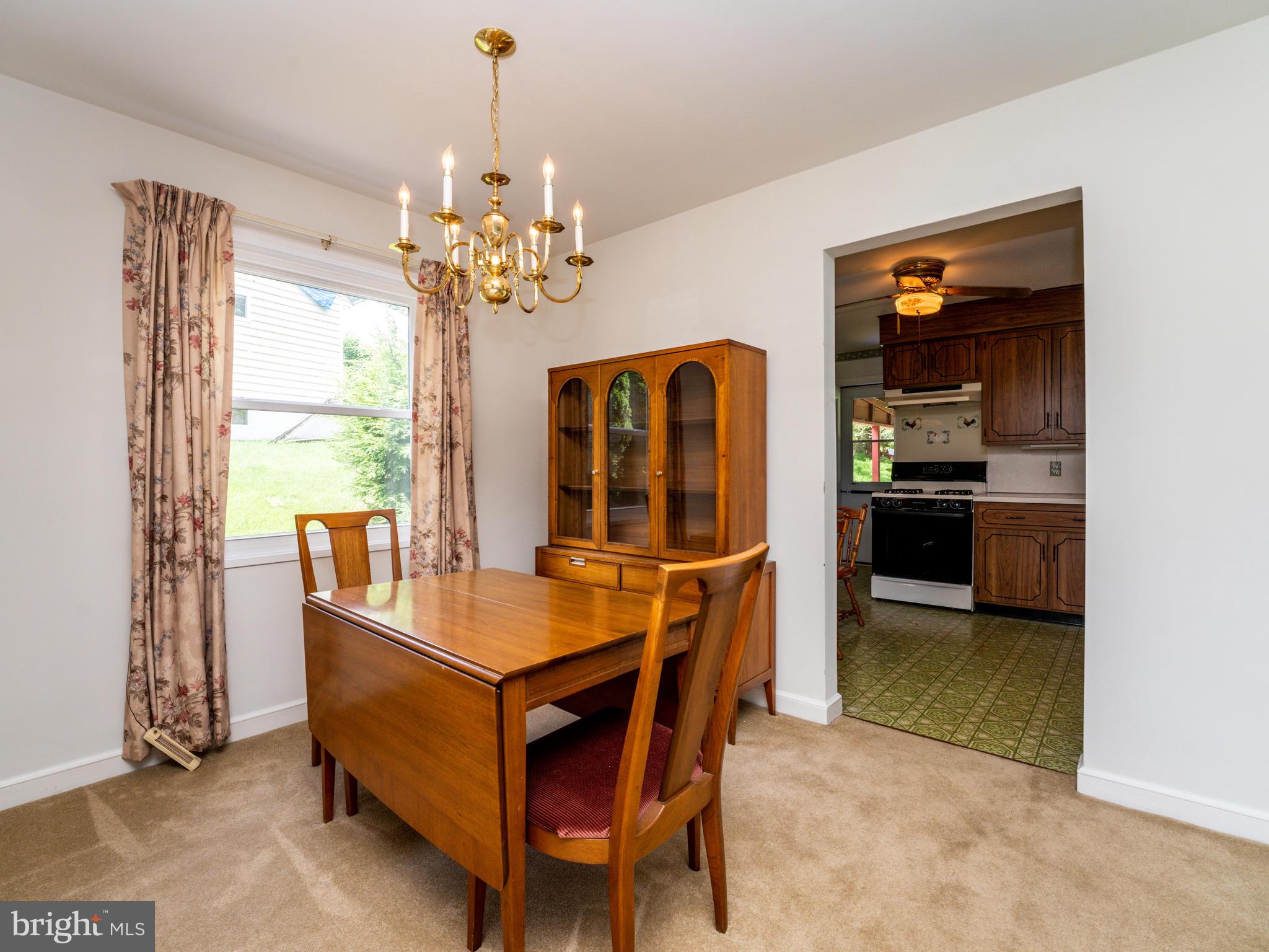 132 Brookhill Road Newtown Square, PA 19073 - Photo 4 of 40 Gallery Image 4