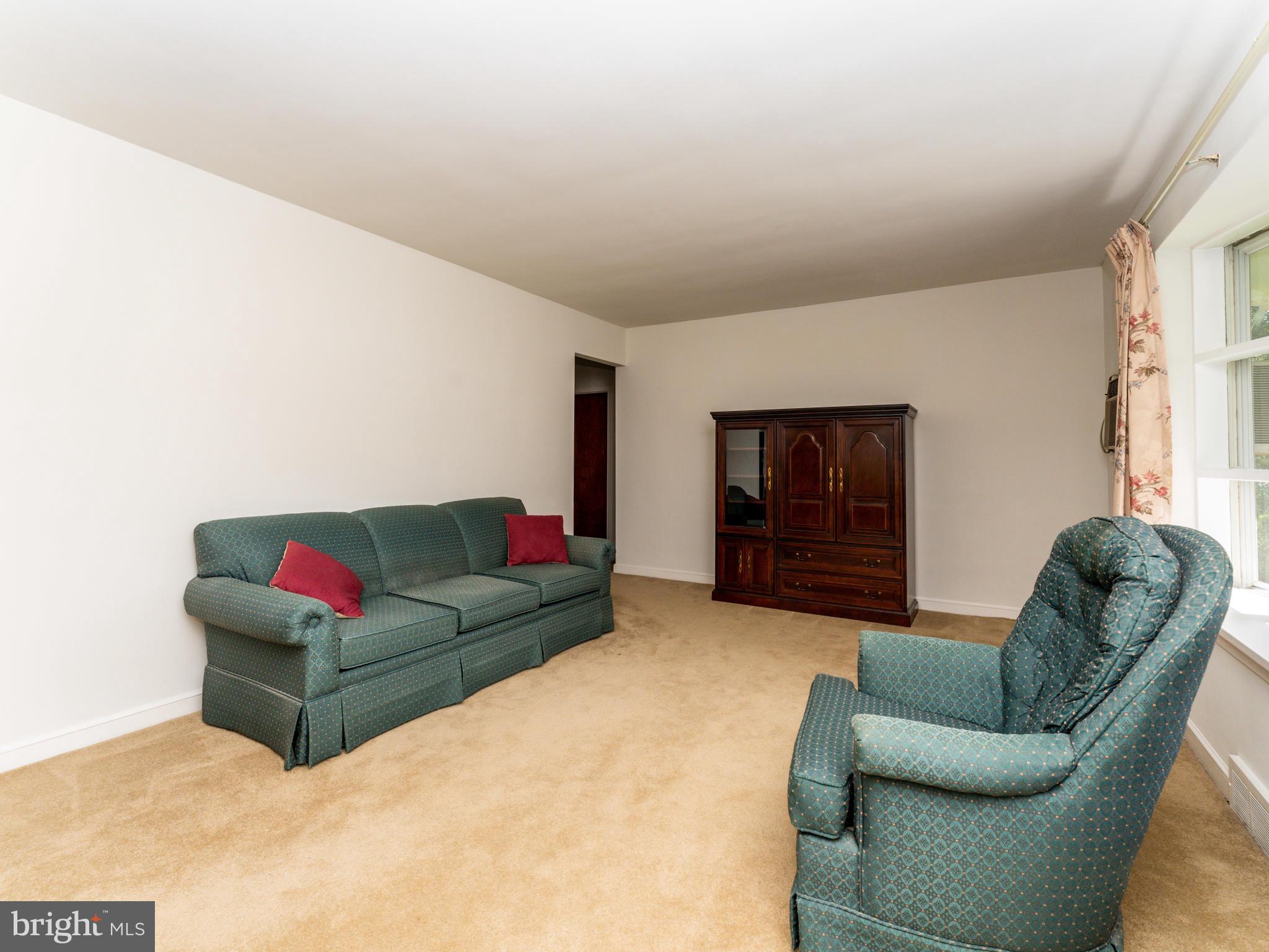 132 Brookhill Road Newtown Square, PA 19073 - Photo 7 of 40 Gallery Image 7