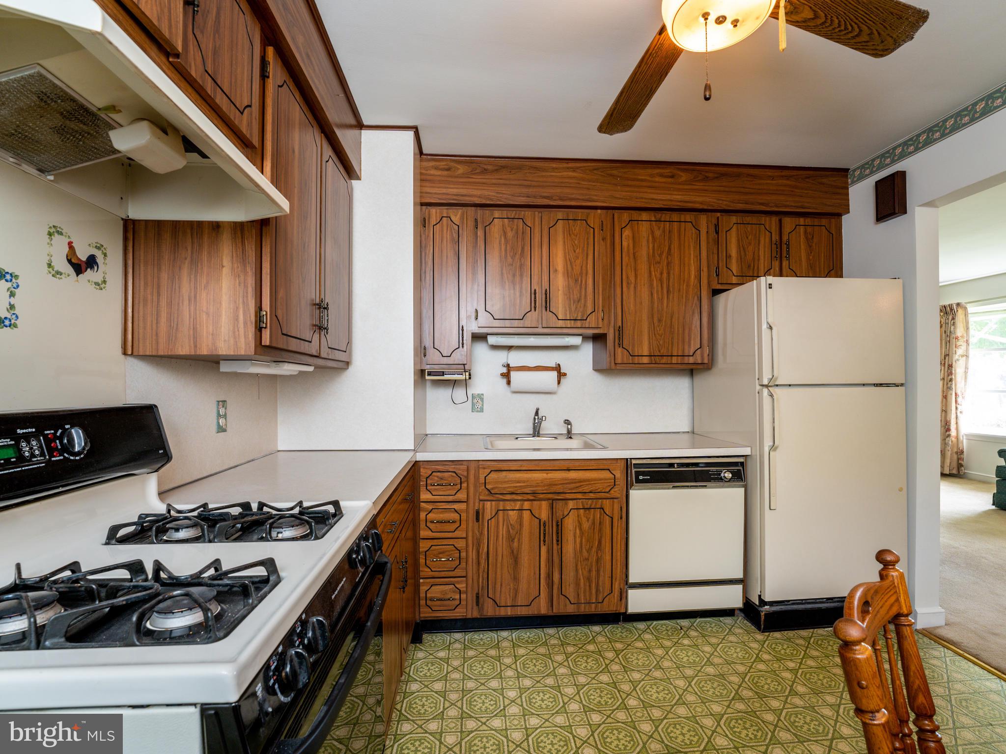 132 Brookhill Road Newtown Square, PA 19073 - Photo 10 of 40 Gallery Image 10