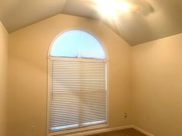 $315,000 | 12 Oak Point Drive, Fayetteville, TN 37334