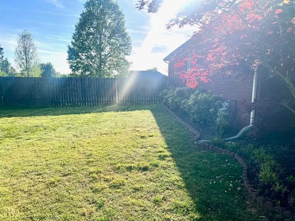 $315,000 | 12 Oak Point Drive, Fayetteville, TN 37334