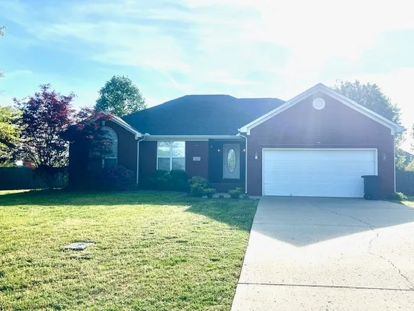 $315,000 | 12 Oak Point Drive, Fayetteville, TN 37334
