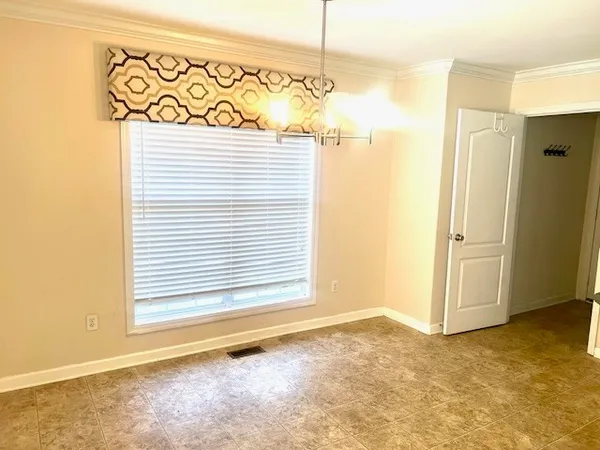 $315,000 | 12 Oak Point Drive, Fayetteville, TN 37334