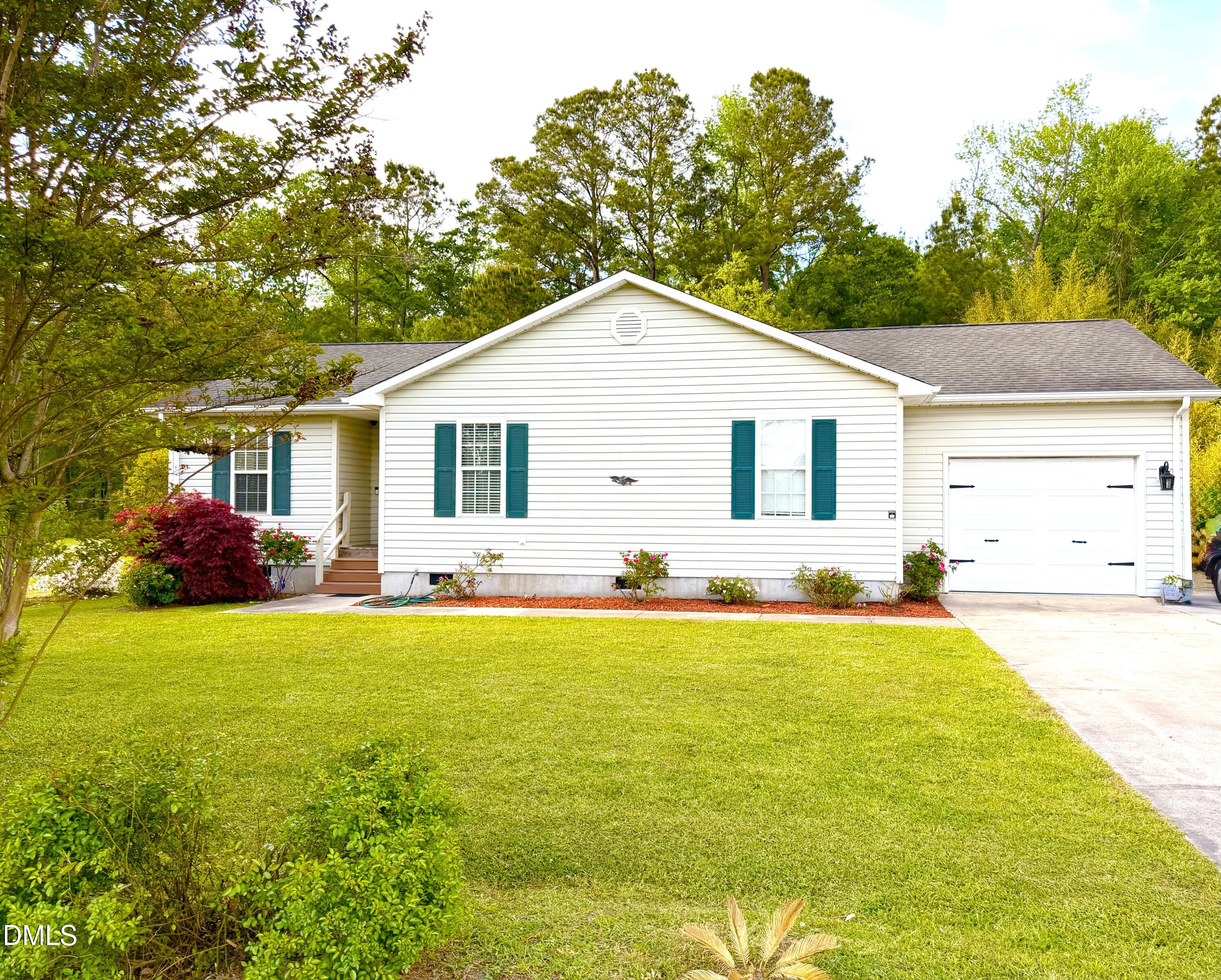 707 Blue Jean Road Whiteville, NC 28472 - Photo 1 of 22
