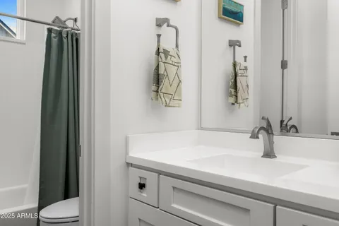 $680,000 | 3200 North 39th Street, Unit 11, Phoenix, AZ 85018