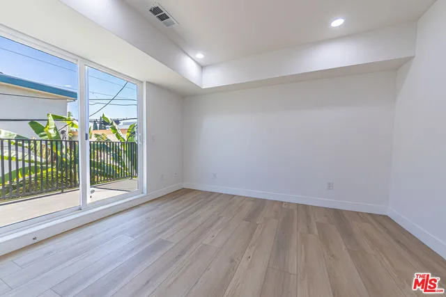 $23,833 | 5438 Romaine Street, Los Angeles, CA 90038