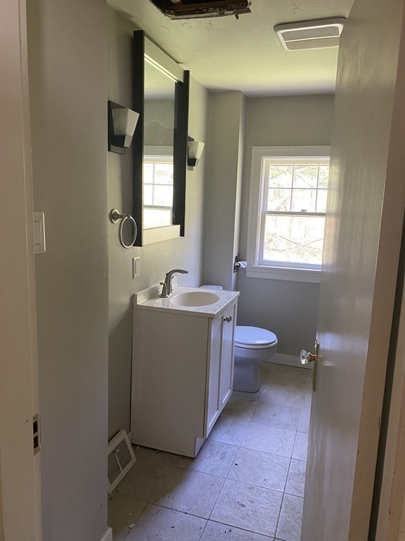 298 Ashby State Road Fitchburg, MA 01420 - Photo 19 of 34 Gallery Image 19