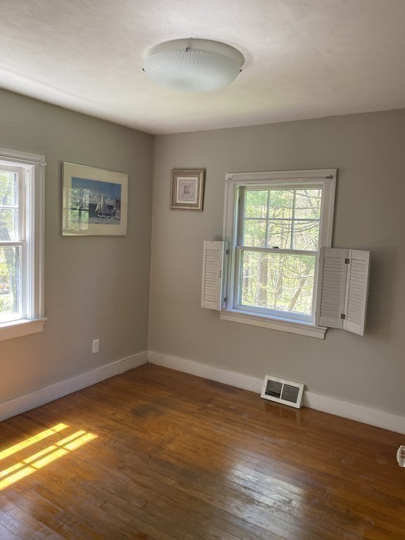 298 Ashby State Road Fitchburg, MA 01420 - Photo 21 of 34 Gallery Image 21