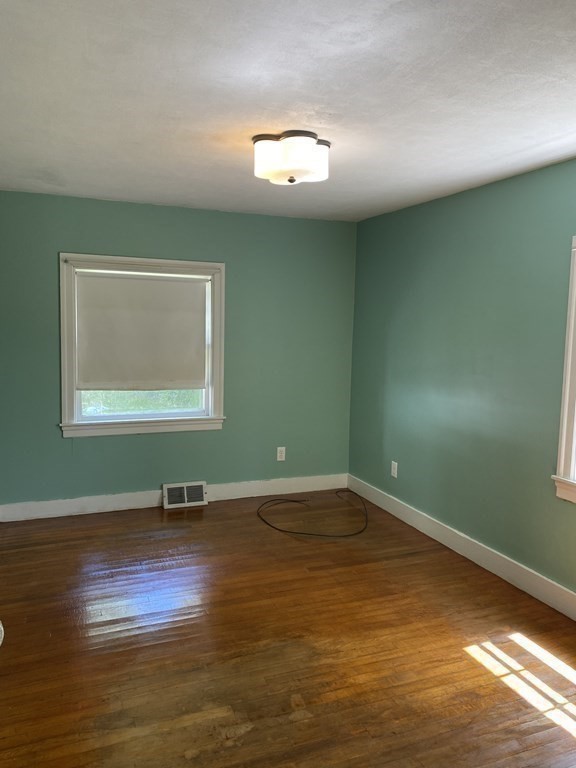 298 Ashby State Road Fitchburg, MA 01420 - Photo 23 of 34 Gallery Image 23