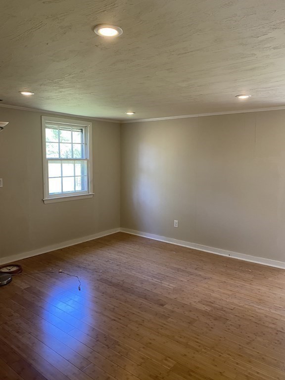 298 Ashby State Road Fitchburg, MA 01420 - Photo 27 of 34 Gallery Image 27