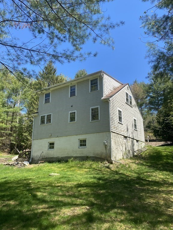 298 Ashby State Road Fitchburg, MA 01420 - Photo 8 of 34 Gallery Image 8