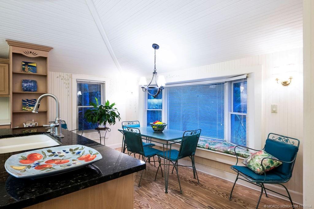 535 Southwest Siesta Way Stuart, FL 34994 - Photo 20 of 63