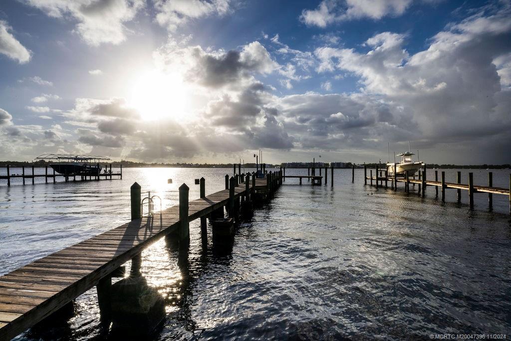 535 Southwest Siesta Way Stuart, FL 34994 - Photo 7 of 63