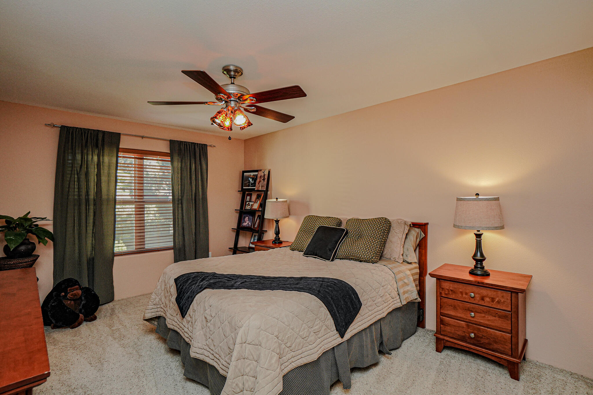159 Casey Way Central Point, OR 97502 - Photo 16 of 23 DSC02044