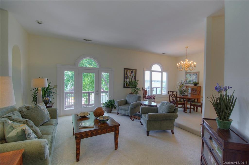 8014 Kiwi Point Tega Cay, SC 29708 - Photo 3 of 24