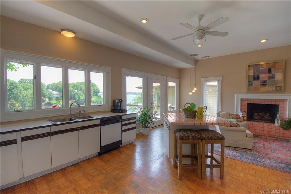 8014 Kiwi Point Tega Cay, SC 29708 - Photo 7 of 24