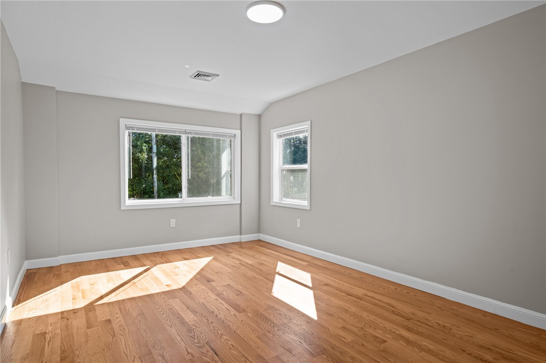 20 Maple Court Hopkinton, RI 02804 - Photo 19 of 47 Primary Bedroom with Bath