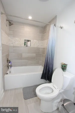 $2,100 | 38 Riggs Road Northeast, Washington, DC 20011