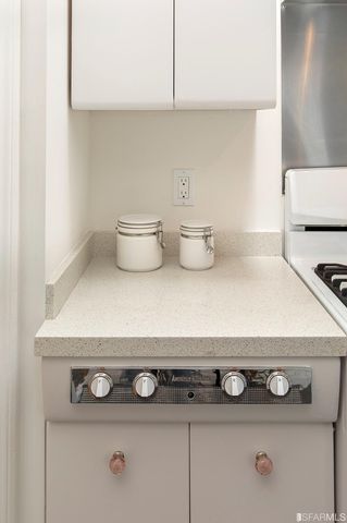 a close view of stove